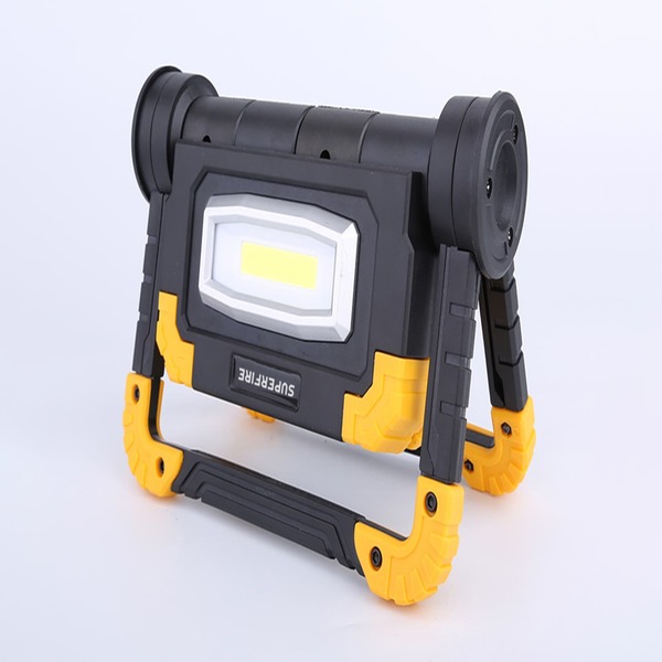 SUPERFIRE G7 Foldable Workshop Flashlight - 1600 Lumens, 5000mAh Battery